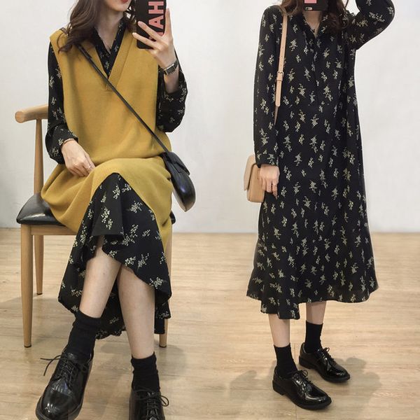 net red pregnant spring and autumn dress 2020 new women's foreign style floral skirt sweater vest fashion mother two piece set, White
net red pregnant spring and autumn dress 2020 new women's foreign style floral skirt sweater vest fashion mother two piece set, White