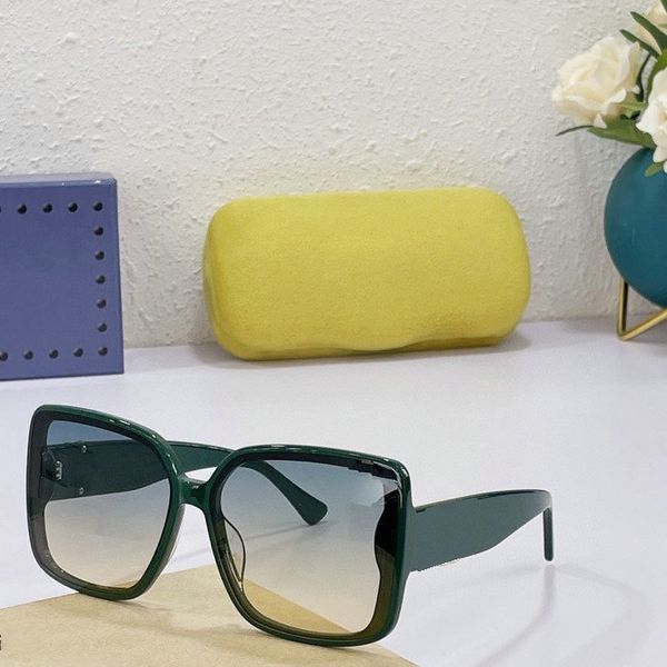 2021 women men sunglasses green oversize plank frame clear lenses available with box, White;black
2021 women men sunglasses green oversize plank frame clear lenses available with box, White;black