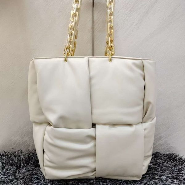 great capacity fabric bags for women 2020 new winter in the fashion shoulder sponge bag female pillow totes brand luxury purse designer 92rs
great capacity fabric bags for women 2020 new winter in the fashion shoulder sponge bag female pillow totes brand luxury purse designer 92rs