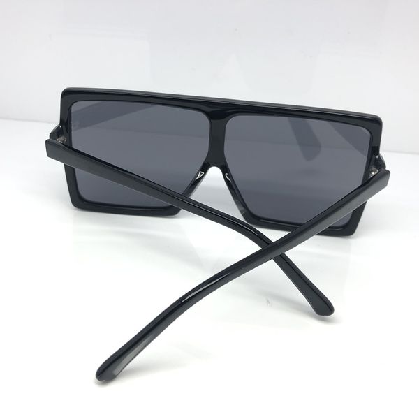 183 sunglasses fashion women popular full frame uv400 lens summer style big square frame come with case, White;black
183 sunglasses fashion women popular full frame uv400 lens summer style big square frame come with case, White;black