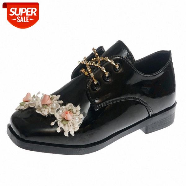 new brand female flower rhinestone oxfords flats stylish casual classic spring flats women 2021 chunky cool lace up shoes woman #qe1f
new brand female flower rhinestone oxfords flats stylish casual classic spring flats women 2021 chunky cool lace up shoes woman #qe1f