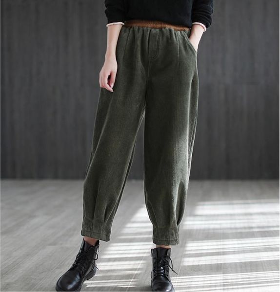 winter pants women retro thicker corduroy fleece warm trousers new ladies elastic waist pocket casual loose vintage pants, Black;white
winter pants women retro thicker corduroy fleece warm trousers new ladies elastic waist pocket casual loose vintage pants, Black;white