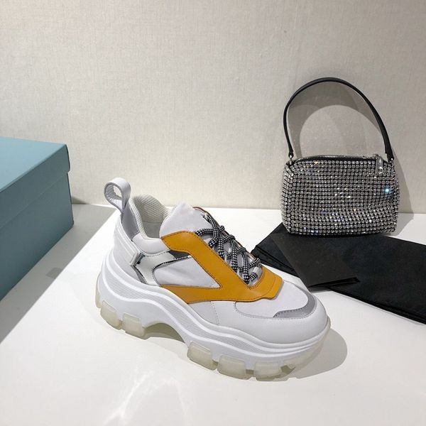 2021 new shoes men and women cloudbust thunder knit design oversized women's shoes lightweight rubber sole 3d casual shoes, Black;red
2021 new shoes men and women cloudbust thunder knit design oversized women's shoes lightweight rubber sole 3d casual shoes, Black;red