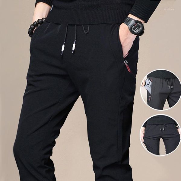 2020 cotton new sweatpants men's streetwear pants fashion loose pants men full length drawstring trousers for men casual1, Black
2020 cotton new sweatpants men's streetwear pants fashion loose pants men full length drawstring trousers for men casual1, Black