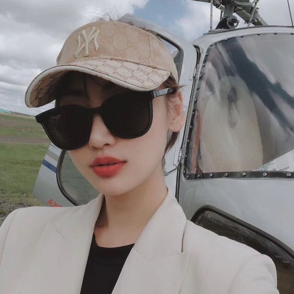 korean large frame women's fashionable sunglasses men's net red same box round face polarized light versatile sunglasses women
korean large frame women's fashionable sunglasses men's net red same box round face polarized light versatile sunglasses women
