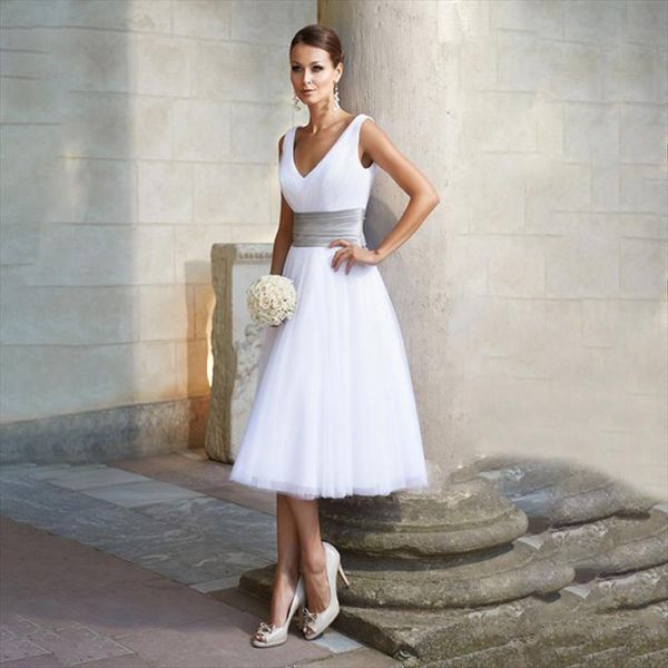 party dress white 5xl plus size knee length dresses 2019 new summer v neck sleeveless slim a line dress vestido feminina, Black;gray
party dress white 5xl plus size knee length dresses 2019 new summer v neck sleeveless slim a line dress vestido feminina, Black;gray