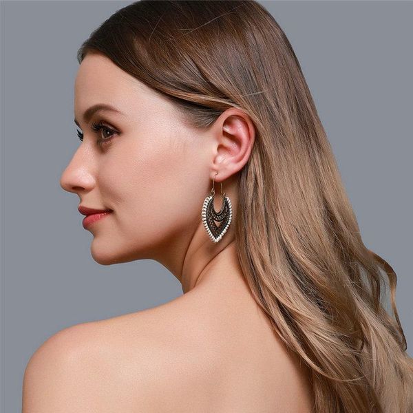 2020 new fashion bohemian tassel earrings for women heart exaggerated earrings shaped manual winding drop dangle, Silver
2020 new fashion bohemian tassel earrings for women heart exaggerated earrings shaped manual winding drop dangle, Silver