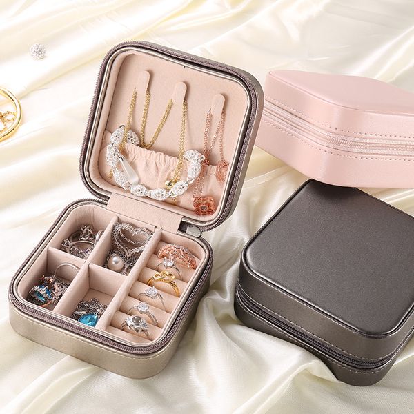 small jewelry box women pu leather travel organizer case portable jewellery storage holder for ring earrings necklace bracelet kimter-k199fa
small jewelry box women pu leather travel organizer case portable jewellery storage holder for ring earrings necklace bracelet kimter-k199fa