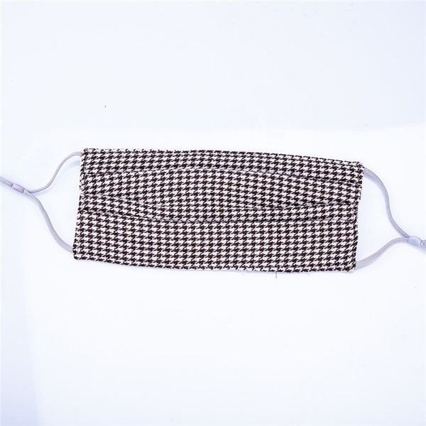 fashion designer plaid print pattern 4 layer washable resuable protective cotton face cloth mouth mask factory d pefcw
fashion designer plaid print pattern 4 layer washable resuable protective cotton face cloth mouth mask factory d pefcw