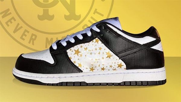 2020sup sb new authentic dunk stars brown blue metallic gold green black dunk men outdoor shoes low skateboard sneakers with box
2020sup sb new authentic dunk stars brown blue metallic gold green black dunk men outdoor shoes low skateboard sneakers with box