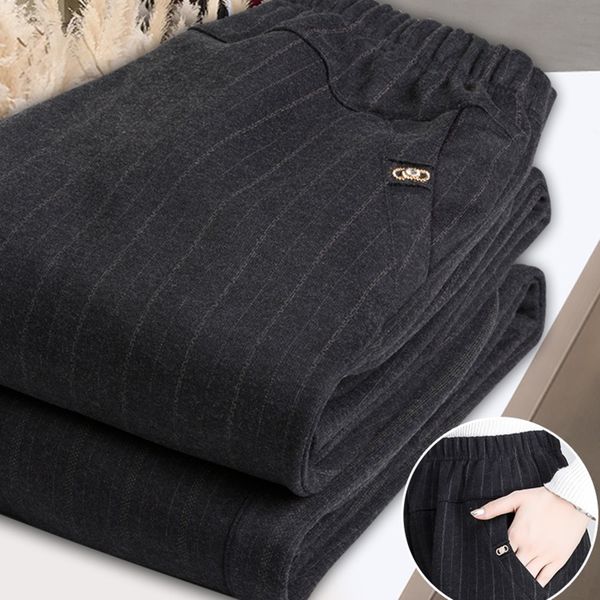 2021 new women's trousers autumn elastic high waist winter velvet straight plus size 5xl middle-aged female pants n0re, Black;white
2021 new women's trousers autumn elastic high waist winter velvet straight plus size 5xl middle-aged female pants n0re, Black;white