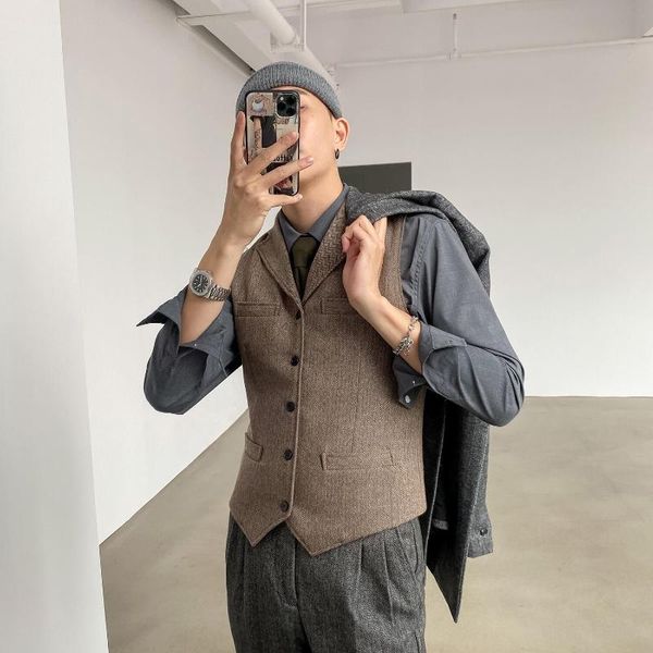 men's vests vintage tweed vest brown wool notch lapel herringbone waistcoat casual groomsmen wedding suits, Black;white
men's vests vintage tweed vest brown wool notch lapel herringbone waistcoat casual groomsmen wedding suits, Black;white