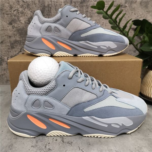 2022 running shoes mesh spring and fall breathable fluorescence lace up men women sneakers zebra reflection
2022 running shoes mesh spring and fall breathable fluorescence lace up men women sneakers zebra reflection