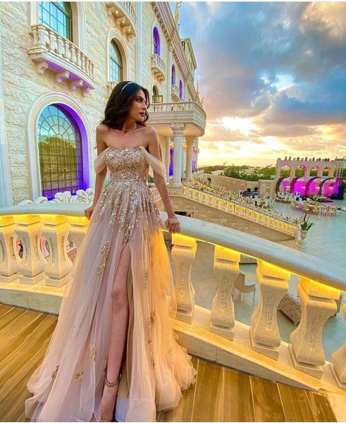 2022 pastel pink tulle prom dresses gold lace applique off shoulder slit evening gowns party dress robe de soirée de mariage, Black
2022 pastel pink tulle prom dresses gold lace applique off shoulder slit evening gowns party dress robe de soirée de mariage, Black