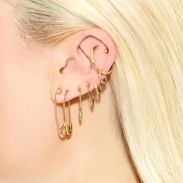 unique paperclip safety pin studs earrings for women gothic punk gold ear piercing star cz earrings female jewelry 2020 new1, Golden;silver
unique paperclip safety pin studs earrings for women gothic punk gold ear piercing star cz earrings female jewelry 2020 new1, Golden;silver