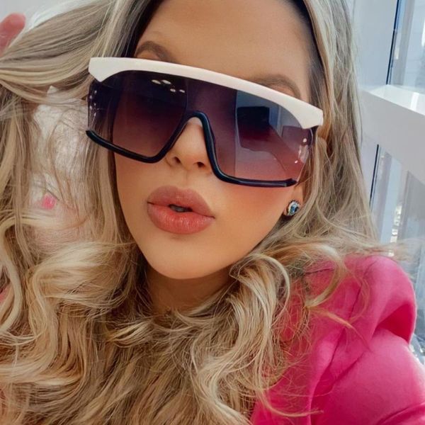 sunglasses trendy oversized one piece women fashion brand designer big color sun glasses men driving shades oculos feminino, White;black
sunglasses trendy oversized one piece women fashion brand designer big color sun glasses men driving shades oculos feminino, White;black
