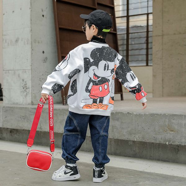 new spring and autumn 2020 winter sweater handsome warm thickened children's t-shirt boys' undercoat plush, Black
new spring and autumn 2020 winter sweater handsome warm thickened children's t-shirt boys' undercoat plush, Black