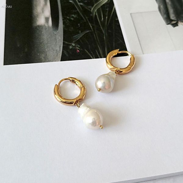 aomu 1pair korea geometric irregular natural pearl metal gold color hoop earrings for women girls party wedding jewelry, Golden;silver
aomu 1pair korea geometric irregular natural pearl metal gold color hoop earrings for women girls party wedding jewelry, Golden;silver