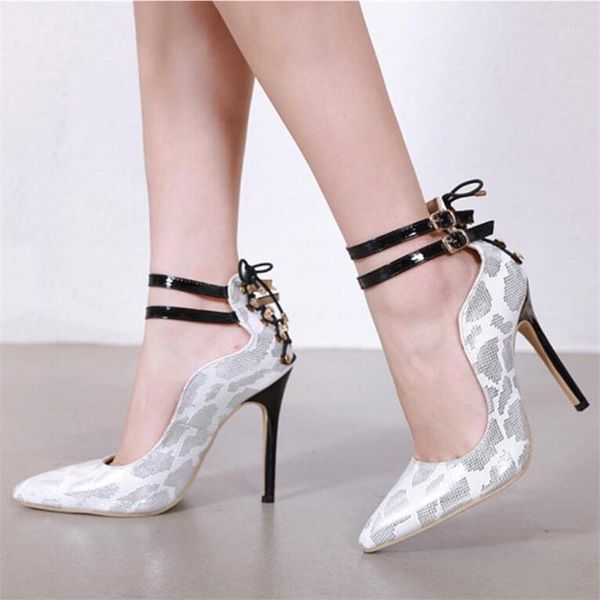 bbzai new pattern europe and america superior quality shoes woman 34-39 40 ladies stiletto 12cm buckle night club pumps1, Black
bbzai new pattern europe and america superior quality shoes woman 34-39 40 ladies stiletto 12cm buckle night club pumps1, Black