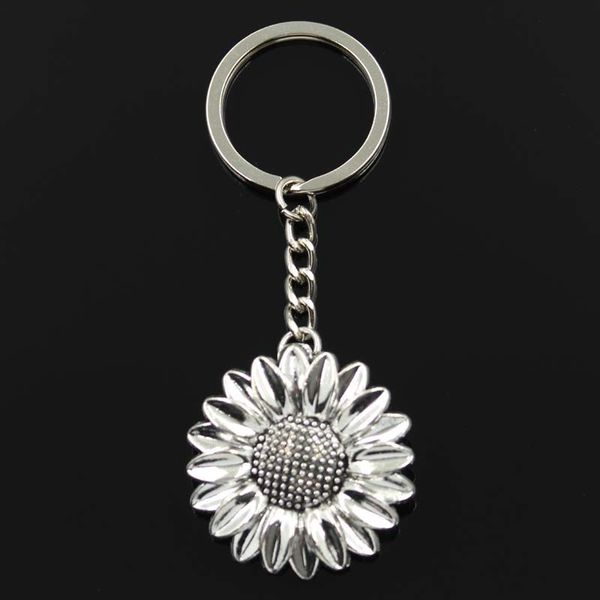 fashion keychain 37x37mm sunflower flower silver color pendants diy men jewelry car key chain ring holder souvenir for gift
fashion keychain 37x37mm sunflower flower silver color pendants diy men jewelry car key chain ring holder souvenir for gift