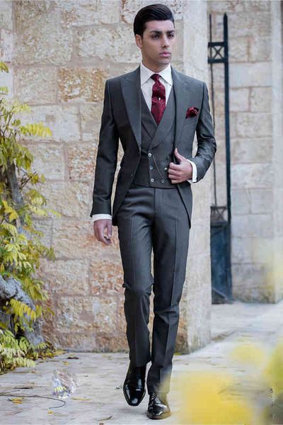 men's suits & blazers korean style elegant men pant light gray three-piece (blazer+pant+vest) two buttons tuxedos fashion wedding adult, White;black
men's suits & blazers korean style elegant men pant light gray three-piece (blazer+pant+vest) two buttons tuxedos fashion wedding adult, White;black
