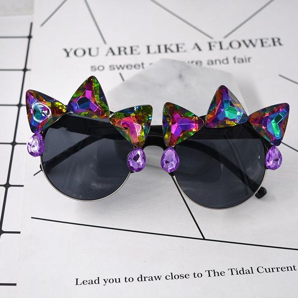 sunglasses 2021 women baroque crystal cat eye for retro rhinestone ladies sun glasses summer beach party t-show, White;black
sunglasses 2021 women baroque crystal cat eye for retro rhinestone ladies sun glasses summer beach party t-show, White;black