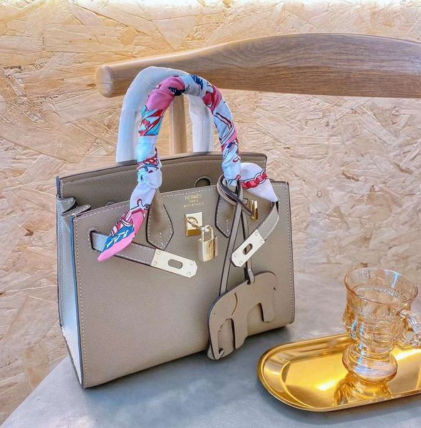 2019 original leather fashion women bags handbag bag women's tote bags backpack handbags ladies handbag fashion tote bag - l0091, Black
2019 original leather fashion women bags handbag bag women's tote bags backpack handbags ladies handbag fashion tote bag - l0091, Black
