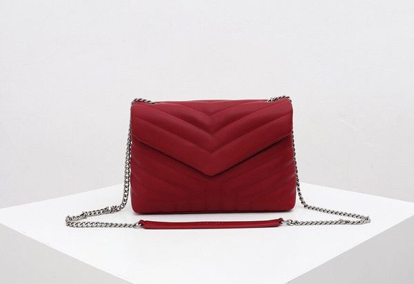2020 female luxurys designers shoulder bags classic soft shape front flap stitching chain fashion handbags shoulder bag
2020 female luxurys designers shoulder bags classic soft shape front flap stitching chain fashion handbags shoulder bag