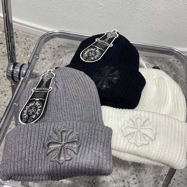 luxury hat ch 2020ss leather label net red sanskrit cross crocsin knitted men's and women's cold hat, Black;white
luxury hat ch 2020ss leather label net red sanskrit cross crocsin knitted men's and women's cold hat, Black;white