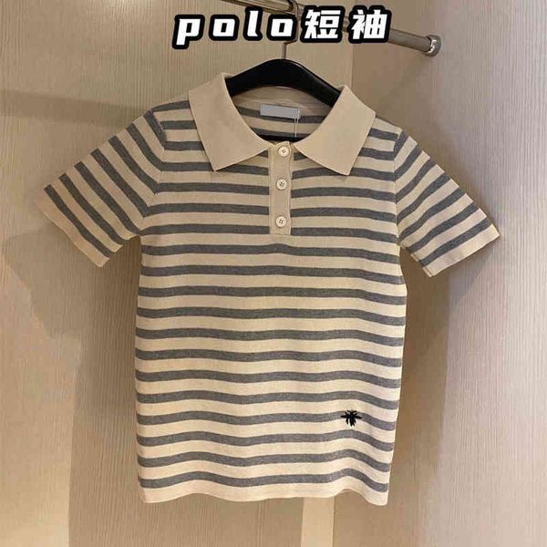 2022 factory wholesale new embroidered little bee khaki stripe knitted lapel polo shirt simple and versatile short half sleeve qingdao, White;black
2022 factory wholesale new embroidered little bee khaki stripe knitted lapel polo shirt simple and versatile short half sleeve qingdao, White;black