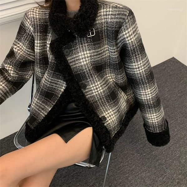 vintage turtleneck windproof plaid warm lamb wool faux sheepskin parkas warm coat1, Black
vintage turtleneck windproof plaid warm lamb wool faux sheepskin parkas warm coat1, Black