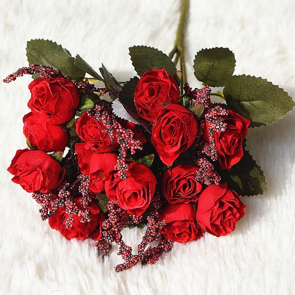 one branch 15 heads artificial silk rose flowers home table daily decorations wedding party simulation decorations supplies
one branch 15 heads artificial silk rose flowers home table daily decorations wedding party simulation decorations supplies