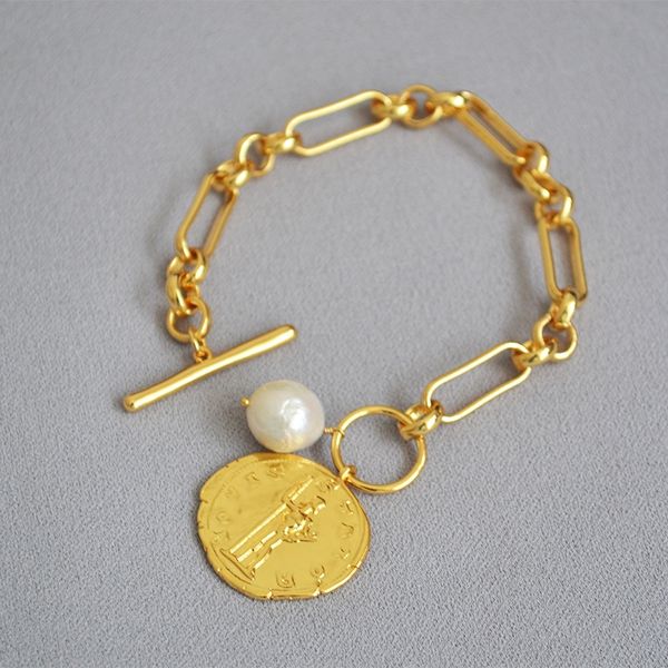 big gold coin irregular baroque chain cold wind exaggeration otbracelet girl big gold coin irregular baroque chain cold pearlpearl pearl win, Golden;silver
big gold coin irregular baroque chain cold wind exaggeration otbracelet girl big gold coin irregular baroque chain cold pearlpearl pearl win, Golden;silver