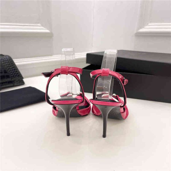 varnish designer baking and sandals are randomly matched with skirts womens high heels, Black
varnish designer baking and sandals are randomly matched with skirts womens high heels, Black