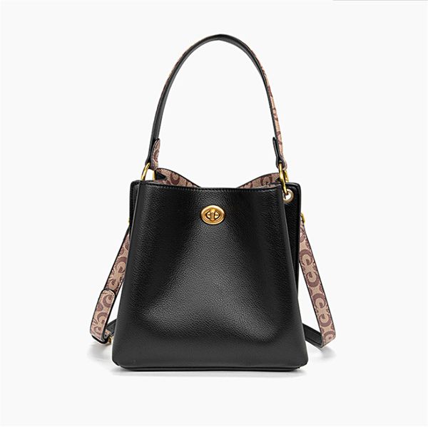 handbags crossbody bag messenger bag women tote handbag cross body bag purses bags leather clutch backpack wallet fashion leather 135
handbags crossbody bag messenger bag women tote handbag cross body bag purses bags leather clutch backpack wallet fashion leather 135