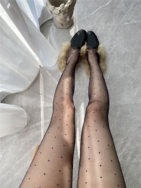 elegant style tights silk smooth luxury women's stockings outdoor mature brand dress up stockings ing, Black;white
elegant style tights silk smooth luxury women's stockings outdoor mature brand dress up stockings ing, Black;white