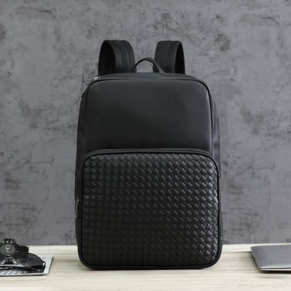factory wholesale mens leather shoulder bags business hand-woven briefcase simple pocket decoration men backpacks outdoor leisure knitting b
factory wholesale mens leather shoulder bags business hand-woven briefcase simple pocket decoration men backpacks outdoor leisure knitting b