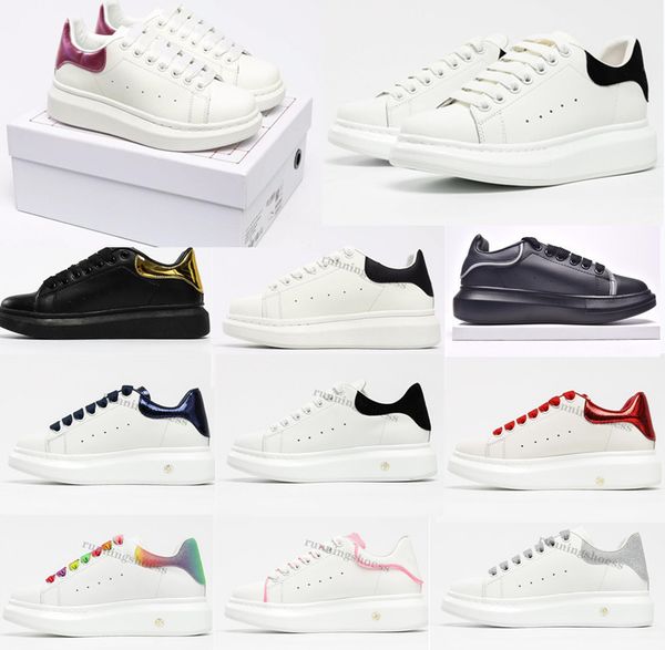 2020 new men shoes fashion women shoes men's leather lace up platform oversized sole sneakers white black casual shoes with box size 36
2020 new men shoes fashion women shoes men's leather lace up platform oversized sole sneakers white black casual shoes with box size 36