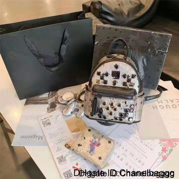 small joker color fashion female package mini students personality rivet bump backpack school bags for teenage girls high quality
small joker color fashion female package mini students personality rivet bump backpack school bags for teenage girls high quality