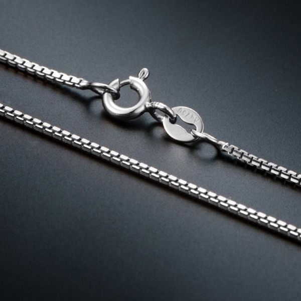 fine pure au 750 18kt white gold chain 0.5mmw women box link necklace 18inch 0.8-1.1g very thin, Silver
fine pure au 750 18kt white gold chain 0.5mmw women box link necklace 18inch 0.8-1.1g very thin, Silver