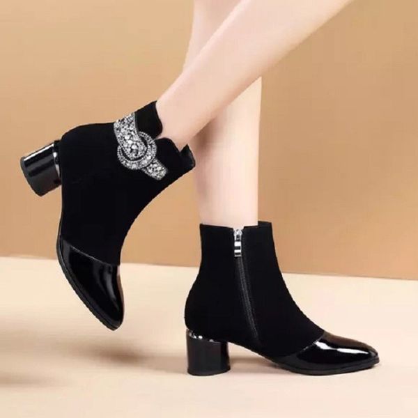 women 2020 winter ankle crumbs office ladies square heels strass shoes mujer boots h3xi, Black
women 2020 winter ankle crumbs office ladies square heels strass shoes mujer boots h3xi, Black