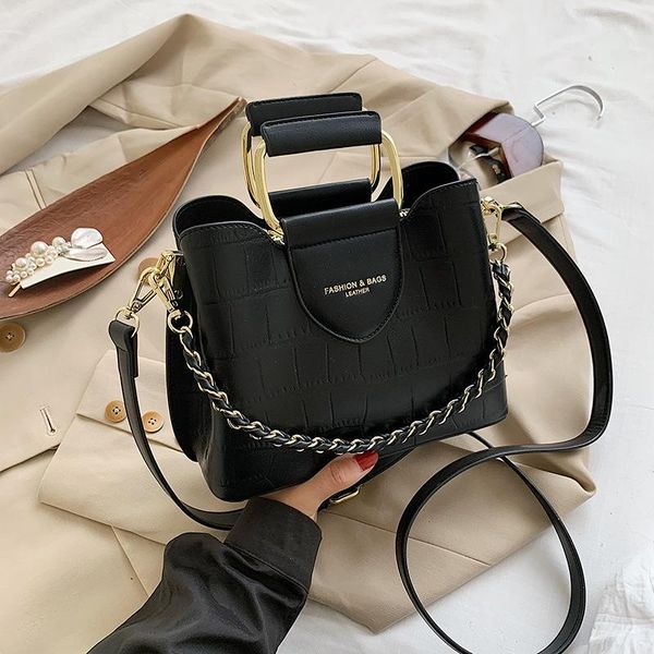 european and american messenger bag female bag korean shoulder handbag 2021 new trendy simple small ladies bucket
european and american messenger bag female bag korean shoulder handbag 2021 new trendy simple small ladies bucket