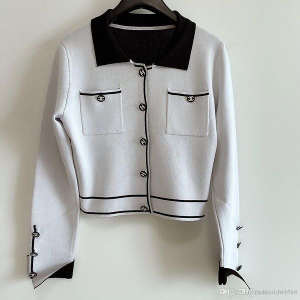 2020 new style casual women's pure color knitted sweater jacket winter ladies designer clothing cardigan jacket loose long-sleeved thic, White;black
2020 new style casual women's pure color knitted sweater jacket winter ladies designer clothing cardigan jacket loose long-sleeved thic, White;black