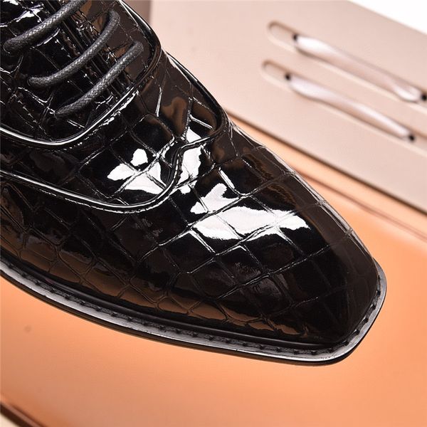 2022 luxury designers suede leather man formal dress shoes men flats men loafers moccasin driving shoe big size 456100781, Black
2022 luxury designers suede leather man formal dress shoes men flats men loafers moccasin driving shoe big size 456100781, Black