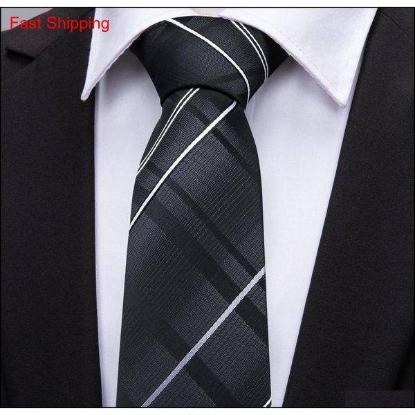 new arrivals black and gray gradient plaid mens tie hankerchief cufflinks set silk business casual party necktie jacqu qylkar queen66, Black;blue
new arrivals black and gray gradient plaid mens tie hankerchief cufflinks set silk business casual party necktie jacqu qylkar queen66, Black;blue