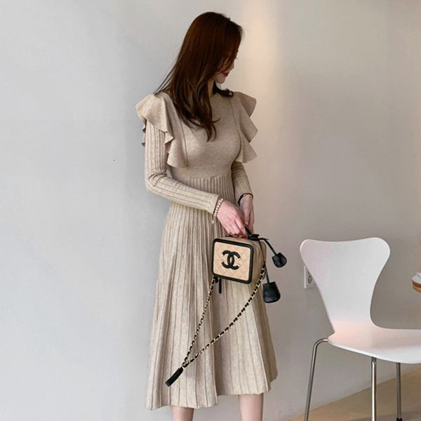 2021 new autumn winter vintage elegant o-neck female thicken knit long slim full sleeve ruffles women sweater vestidos 5eah, Black;gray
2021 new autumn winter vintage elegant o-neck female thicken knit long slim full sleeve ruffles women sweater vestidos 5eah, Black;gray