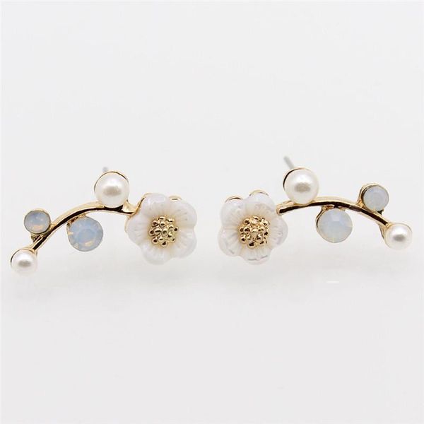 1 pair women branch shell pearl flower leaves branches stud earrings female new fashion crystal earrings pearl, Golden;silver
1 pair women branch shell pearl flower leaves branches stud earrings female new fashion crystal earrings pearl, Golden;silver