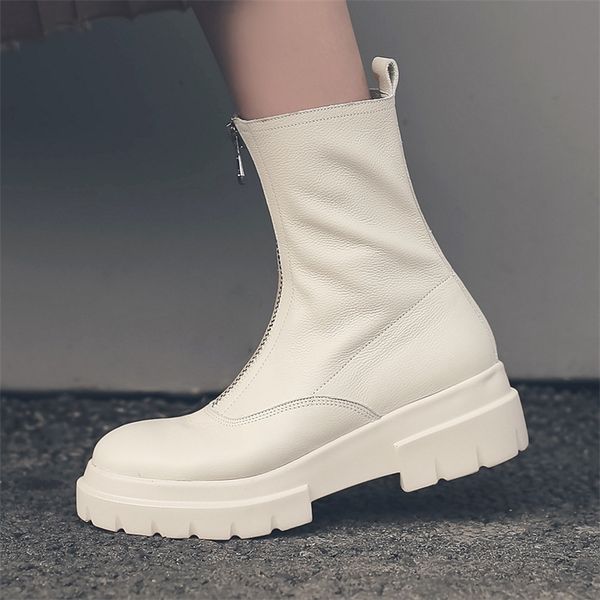 women genuine leather boots fashion handmade cow leather patent leather short boots front zipper platform short boots tube circ 201215, Black 
women genuine leather boots fashion handmade cow leather patent leather short boots front zipper platform short boots tube circ 201215, Black