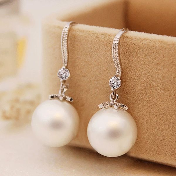 classic imitation pearl women drop earrings crystal timeless design delicate female accessories anniversary gift earrings jewelry al8333, White
classic imitation pearl women drop earrings crystal timeless design delicate female accessories anniversary gift earrings jewelry al8333, White