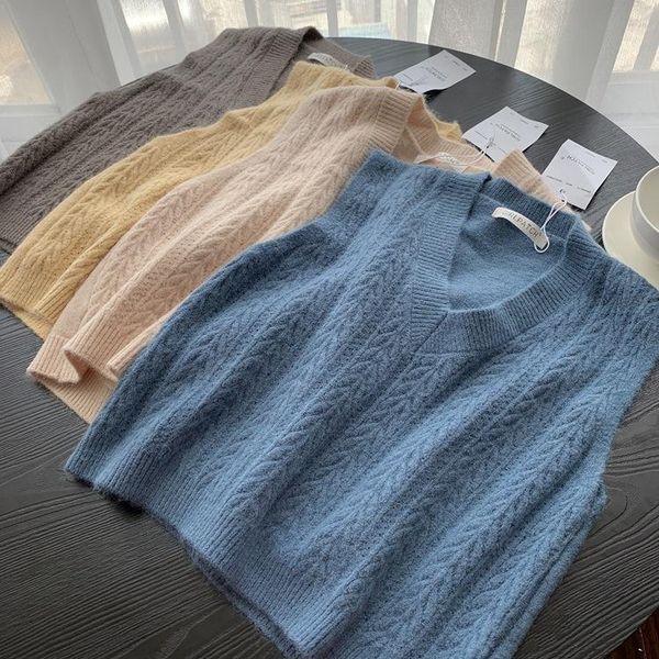 women's vests mosimolly 2021 trendy cable knit sweater vest women v neck soft jumper knits cropped, Black;white
women's vests mosimolly 2021 trendy cable knit sweater vest women v neck soft jumper knits cropped, Black;white